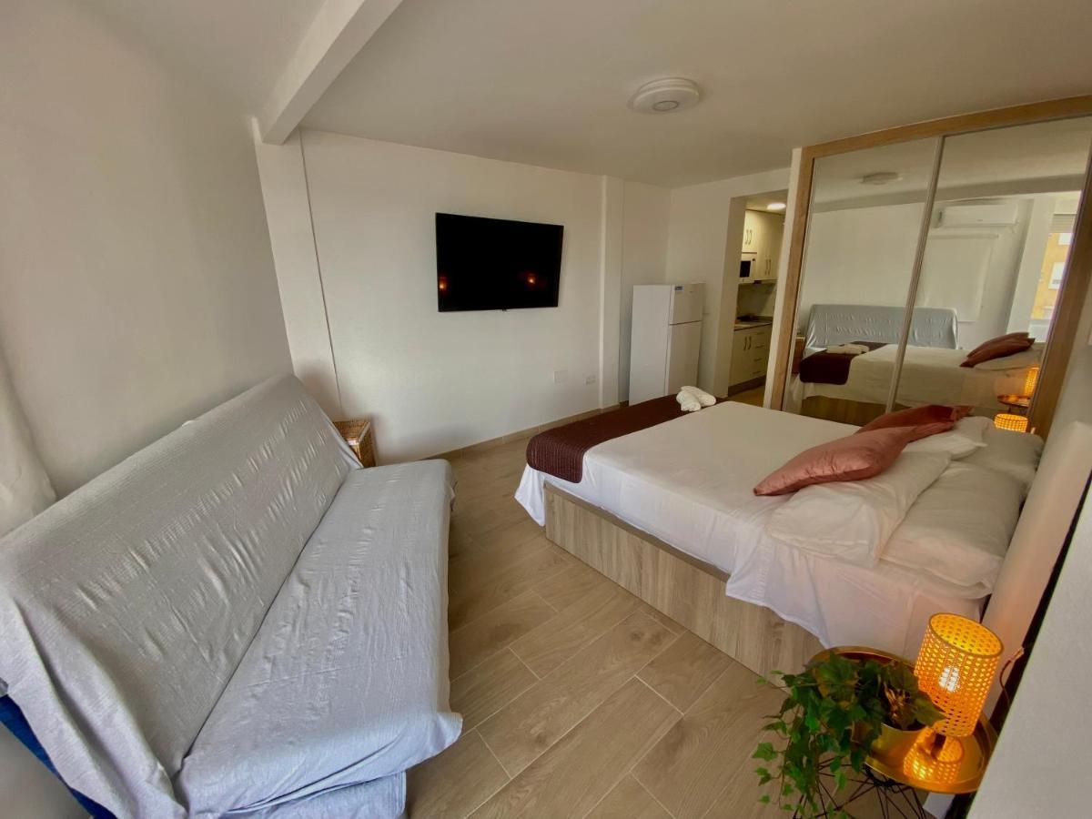 Lujoso Piso Con Vista Al Mar En La Cala De Mijas Lägenhet Málaga